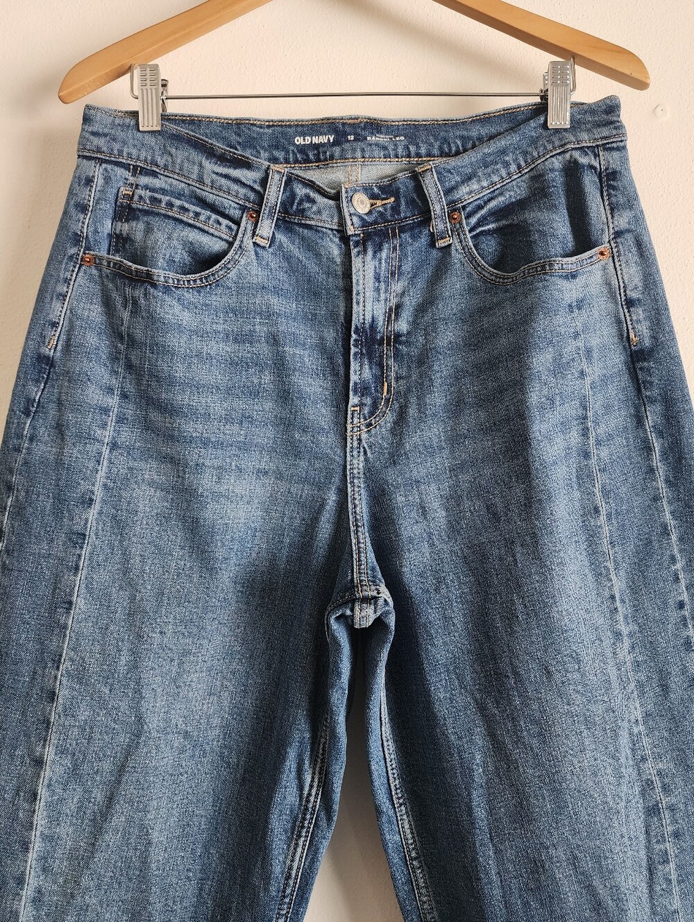 High-Rise Barrel Leg Jeans Medium Wash Cotton Blend Comfortable Fit Size 12 - Picture 3 of 11